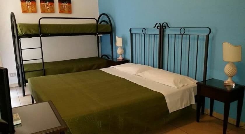 B&B Regina Carolina Caltagirone Eksteriør bilde